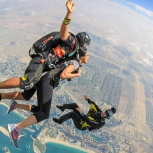 SkydivingExperienceinDubai